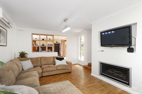 Property photo of 3 Burling Court Sale VIC 3850