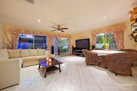 Property photo of 2 Devon Court Bonbeach VIC 3196