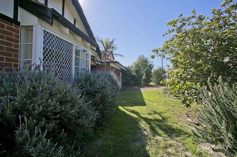Property photo of 6 Agnew Cove Bentley WA 6102