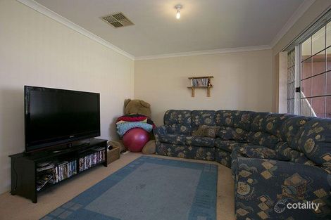 Property photo of 6 Agnew Cove Bentley WA 6102