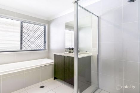 Property photo of 82 Eagle Parade Rochedale QLD 4123