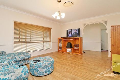 68 Fairway Dr, Kensington Grove, QLD 4341