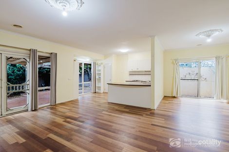 Property photo of 24 Braeside Walk Caroline Springs VIC 3023