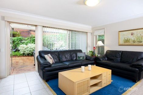 Property photo of 12 Orchard Terrace St Lucia QLD 4067