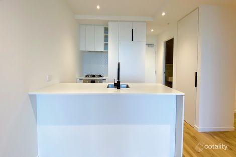 2308/8 Hallenstein St, Footscray, VIC 3011