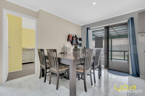 Property photo of 11 Farrer Close Cranbourne VIC 3977