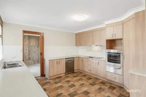 Property photo of 3 Sapphire Court Kearneys Spring QLD 4350