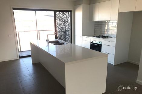 Property photo of 31 Pallisades Boulevard Cheltenham VIC 3192