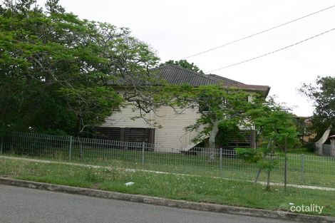 152 Dahlia St, Cannon Hill, QLD 4170