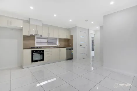 28a Brunswick Cct, Ropes Crossing, NSW 2760