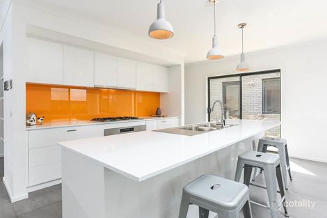 Property photo of 29 Peak Crescent Wantirna VIC 3152