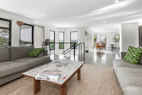 Property photo of 6 Diamond Cutter Close South Gladstone QLD 4680