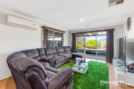 Property photo of 36 Howard Place Deer Park VIC 3023