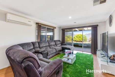 Property photo of 36 Howard Place Deer Park VIC 3023