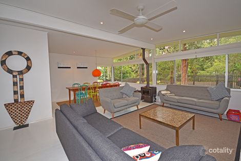 Property photo of 24 Tourmaline Avenue Pearl Beach NSW 2256