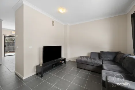 Property photo of 29 Burssi Circuit Doreen VIC 3754