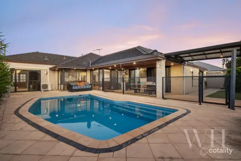 Property photo of 13 Hebbard Street Samson WA 6163