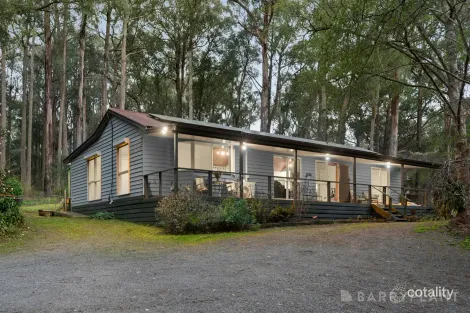 Property photo of 30 Warwick Road Gembrook VIC 3783
