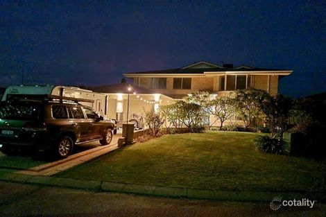 11 Kite Pl, Waikiki, WA 6169