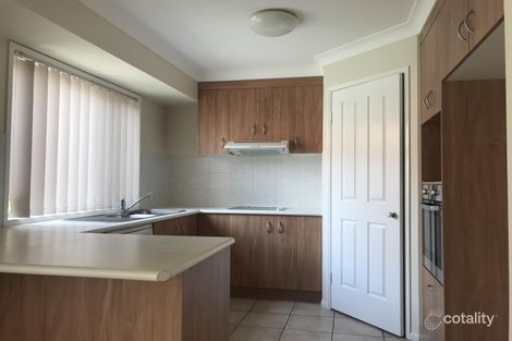 Property photo of 8 Hyndes Close Wakerley QLD 4154