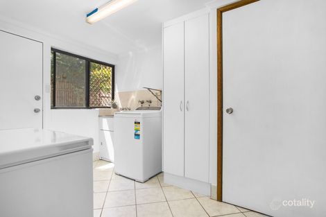 Property photo of 10 Cicero Close Mooroobool QLD 4870