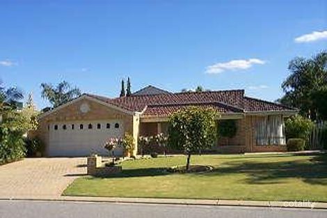 4 Casuarina Ct, Canning Vale, WA 6155