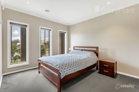 Property photo of 123 Newbury Boulevard Craigieburn VIC 3064