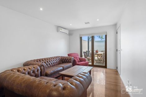 Property photo of 15 Gladstone Street Quarry Hill VIC 3550