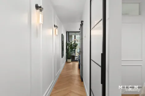 Property photo of 905/555 Flinders Street Melbourne VIC 3000