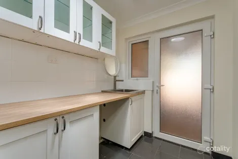 Property photo of 22 Wayfarer Road Heathridge WA 6027