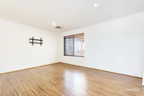 Property photo of 22 Wayfarer Road Heathridge WA 6027