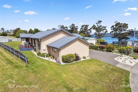 Property photo of 8 Fritton Drive Dover TAS 7117