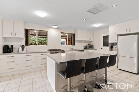 Property photo of 53 East Road Hocking WA 6065