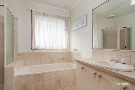 Property photo of 697 Mt Dandenong Road Kilsyth VIC 3137