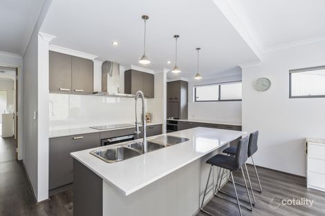 Property photo of 8 Quayside Avenue Alkimos WA 6038