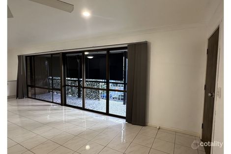 Property photo of 5/13 Surf Parade Broadbeach QLD 4218