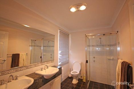 Property photo of 50 Fullerton Circuit St Helens Park NSW 2560