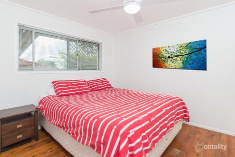 11 New Lindum Rd, Wynnum West, QLD 4178