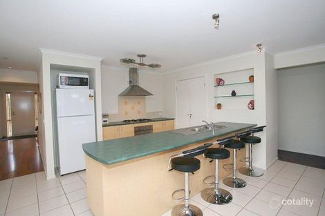 Property photo of 5 Arklow Court Cranbourne VIC 3977