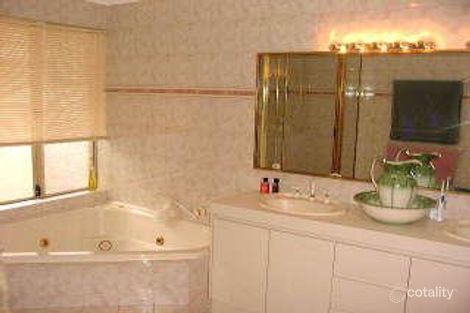 25 Prince St, Queens Park, WA 6107