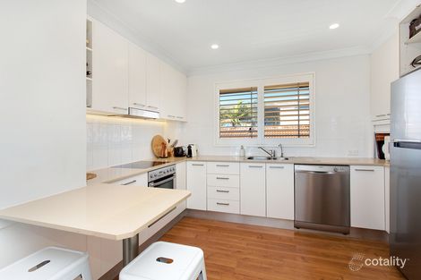 Property photo of 11/13 Wheeler Parade Dee Why NSW 2099
