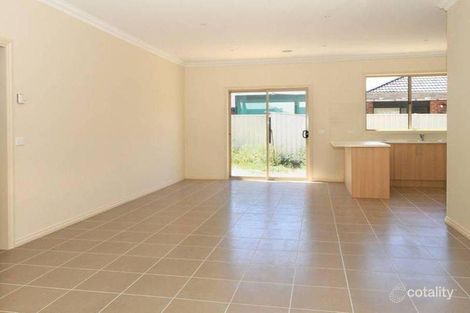 Property photo of 18 Classic Place Craigieburn VIC 3064