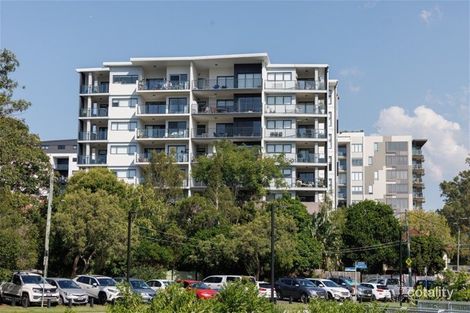 Property photo of 202/9 Regina Street Greenslopes QLD 4120