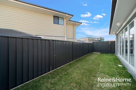 35 Pimelea Ave, Denham Court, NSW 2565