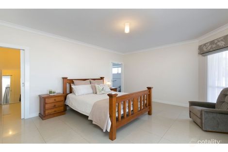 Property photo of 2 Bay View Sellicks Beach SA 5174