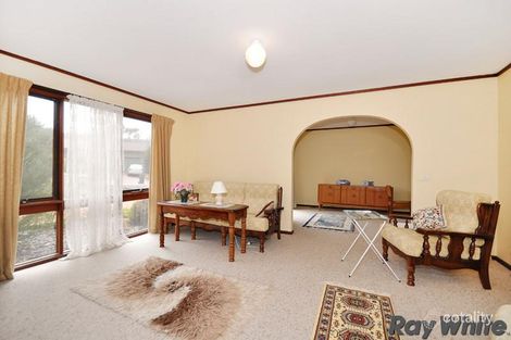 Property photo of 8 Dash Crescent Fadden ACT 2904