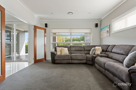 Property photo of 9 Wattle Close Kelso NSW 2795