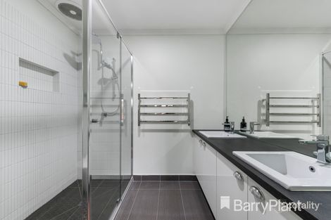 Property photo of 19 St Nicholas Court Tarneit VIC 3029