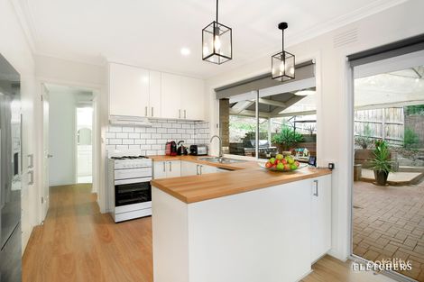 Property photo of 40 Scenic Crescent Eltham North VIC 3095