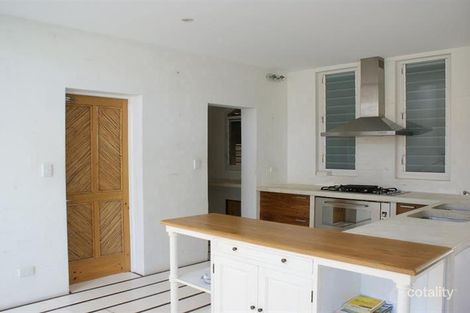 Property photo of 8 Surf Street Emerald Beach NSW 2456